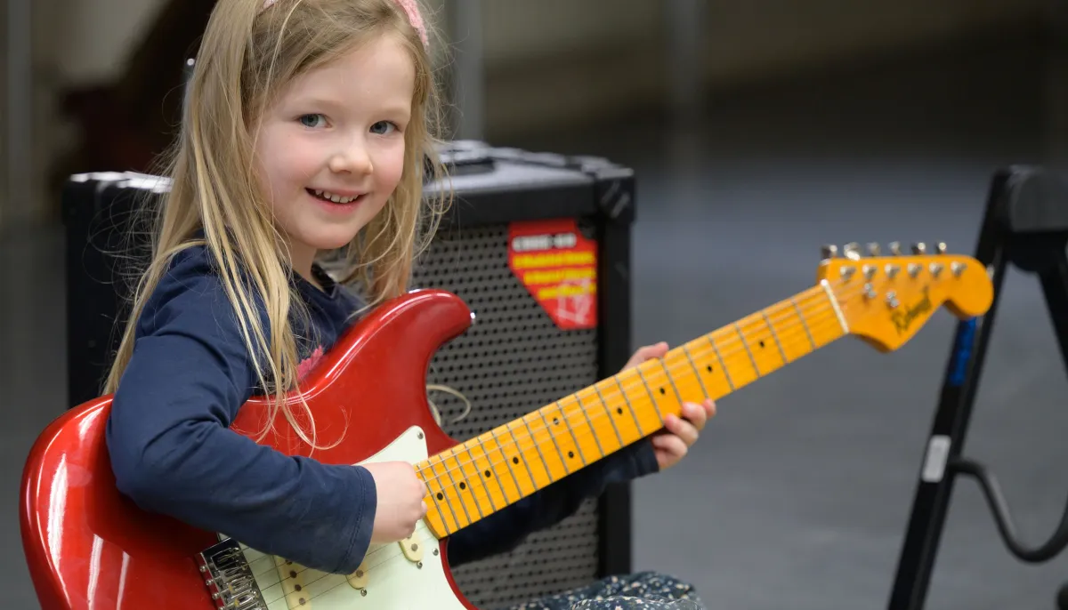 meisje met gitaar