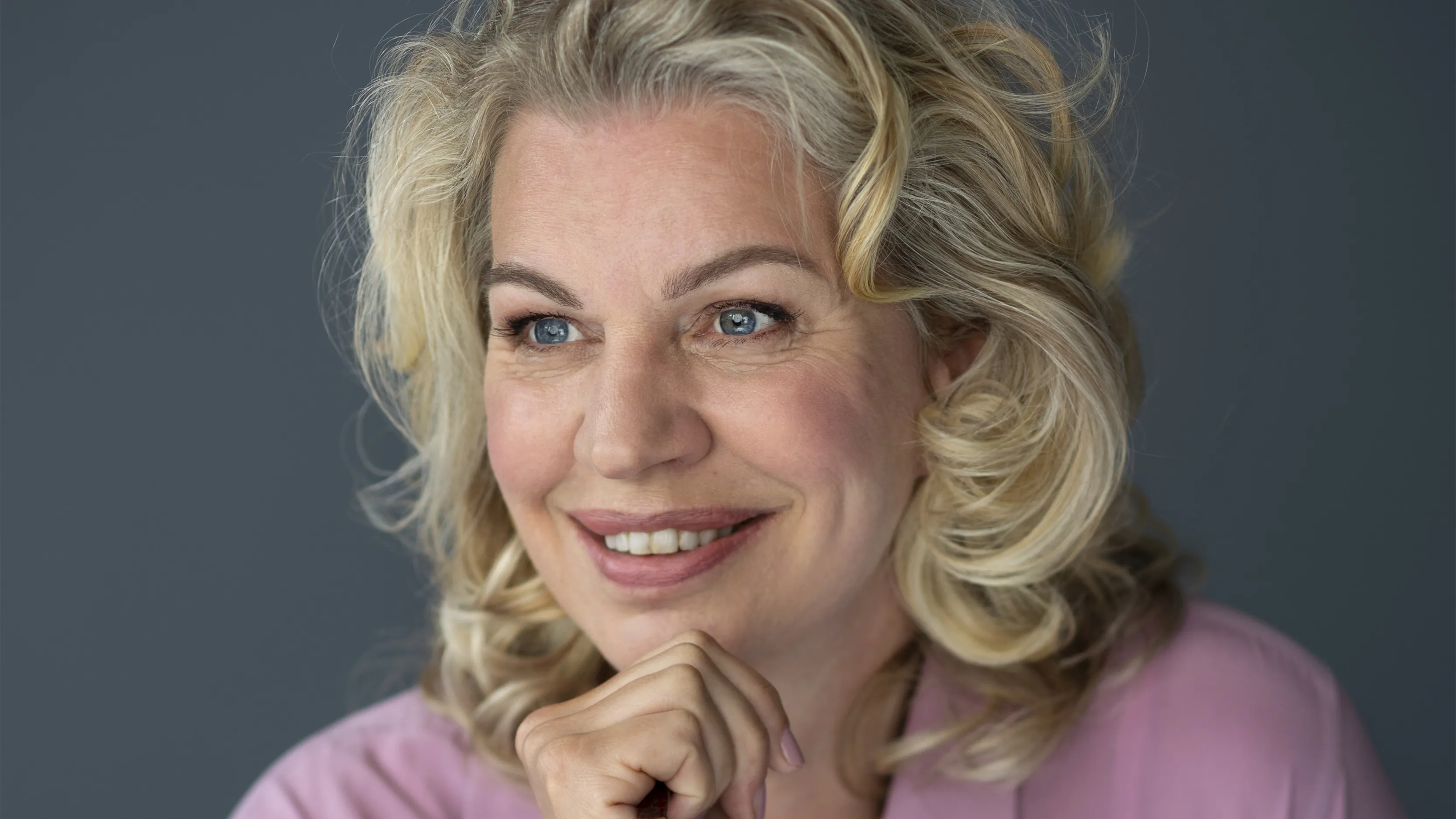 Annejet van der Zijl