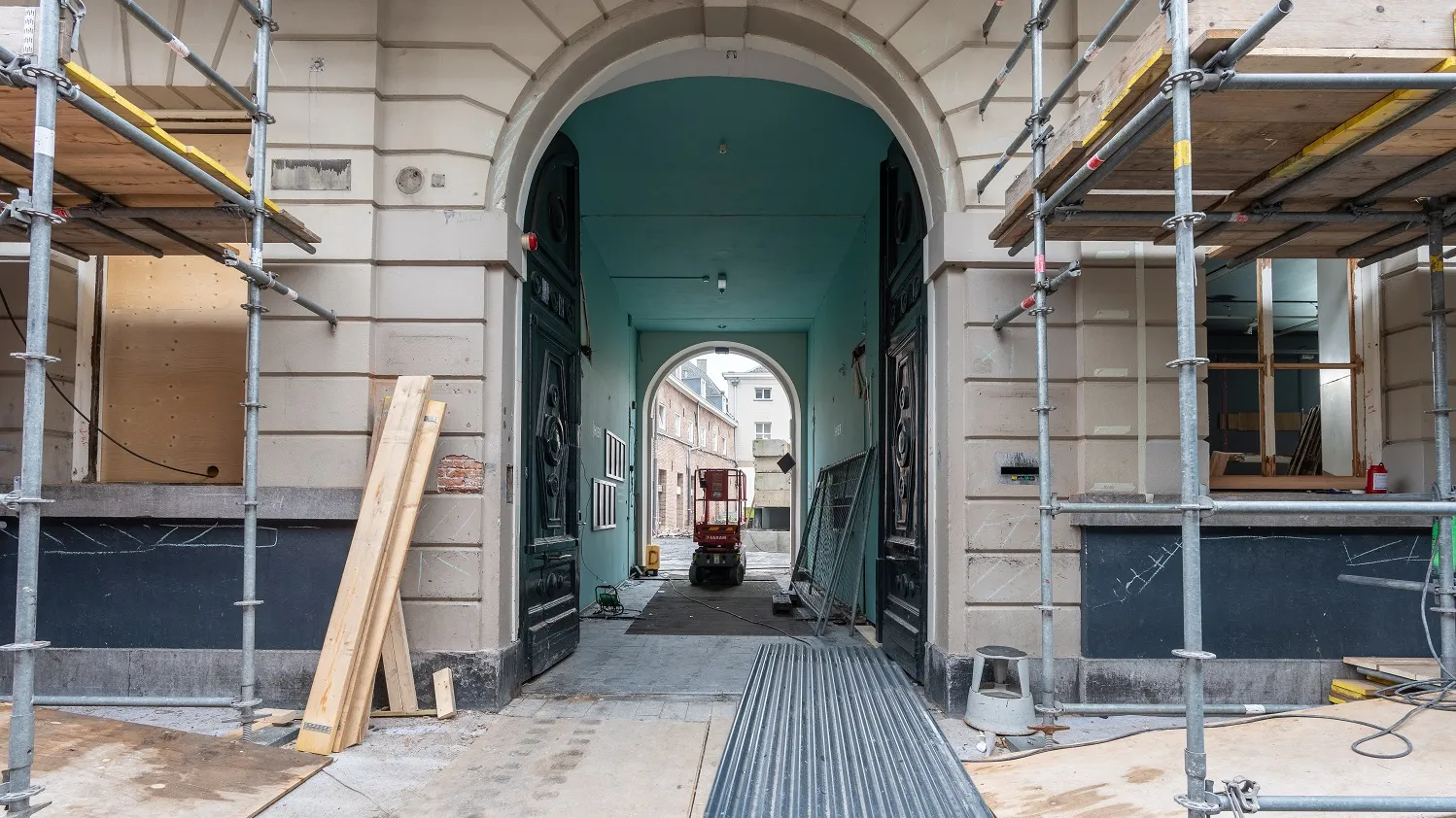 bouwplaats met entree