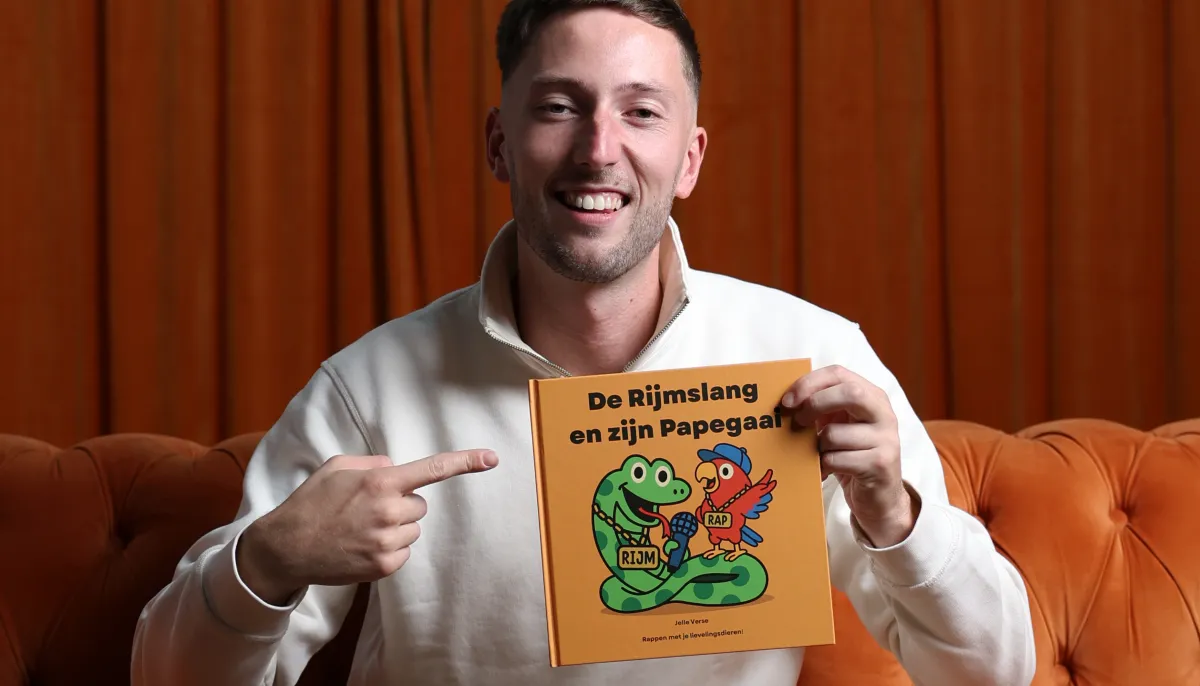 Jelle met zijn debuut De rijmslang en de papegaai