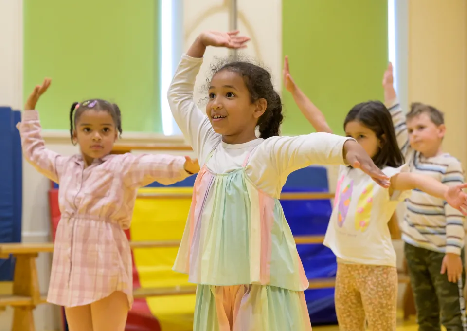 Kinderen aan het dansen