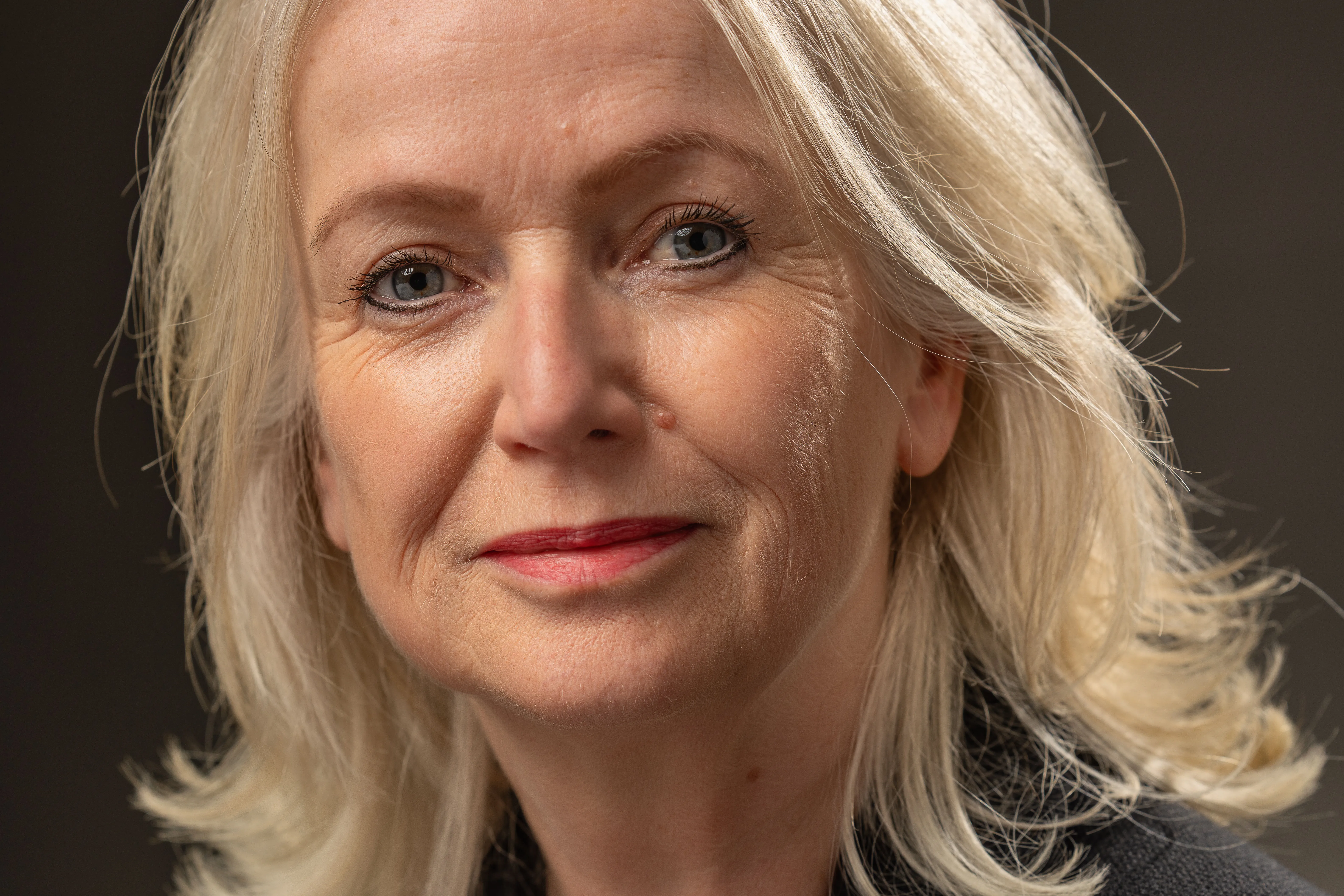 Foto van schrijfster Brigitte de Swart