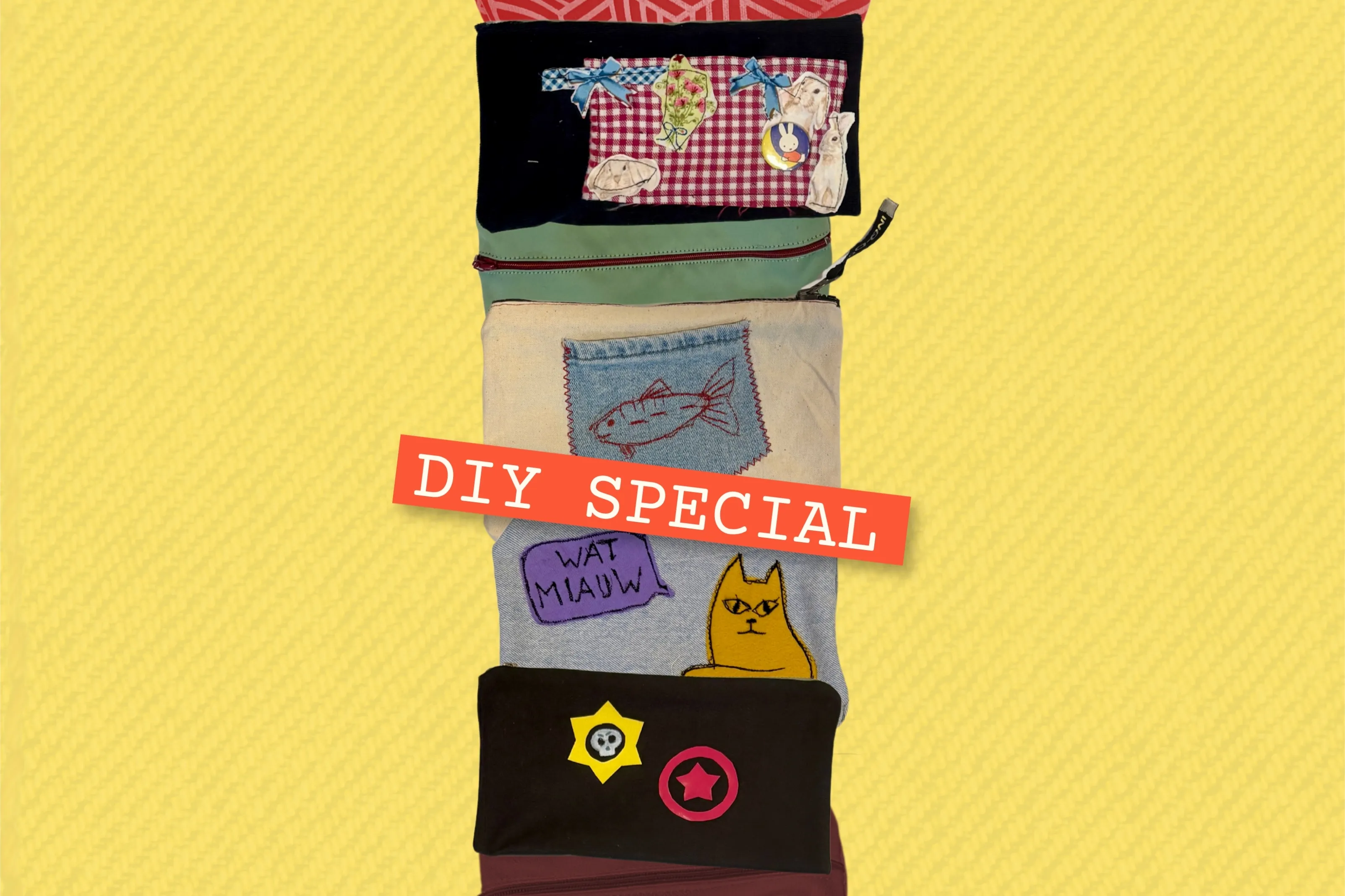 etuis onder elkaar op een rij met gele achtergrond en diy special tekst
