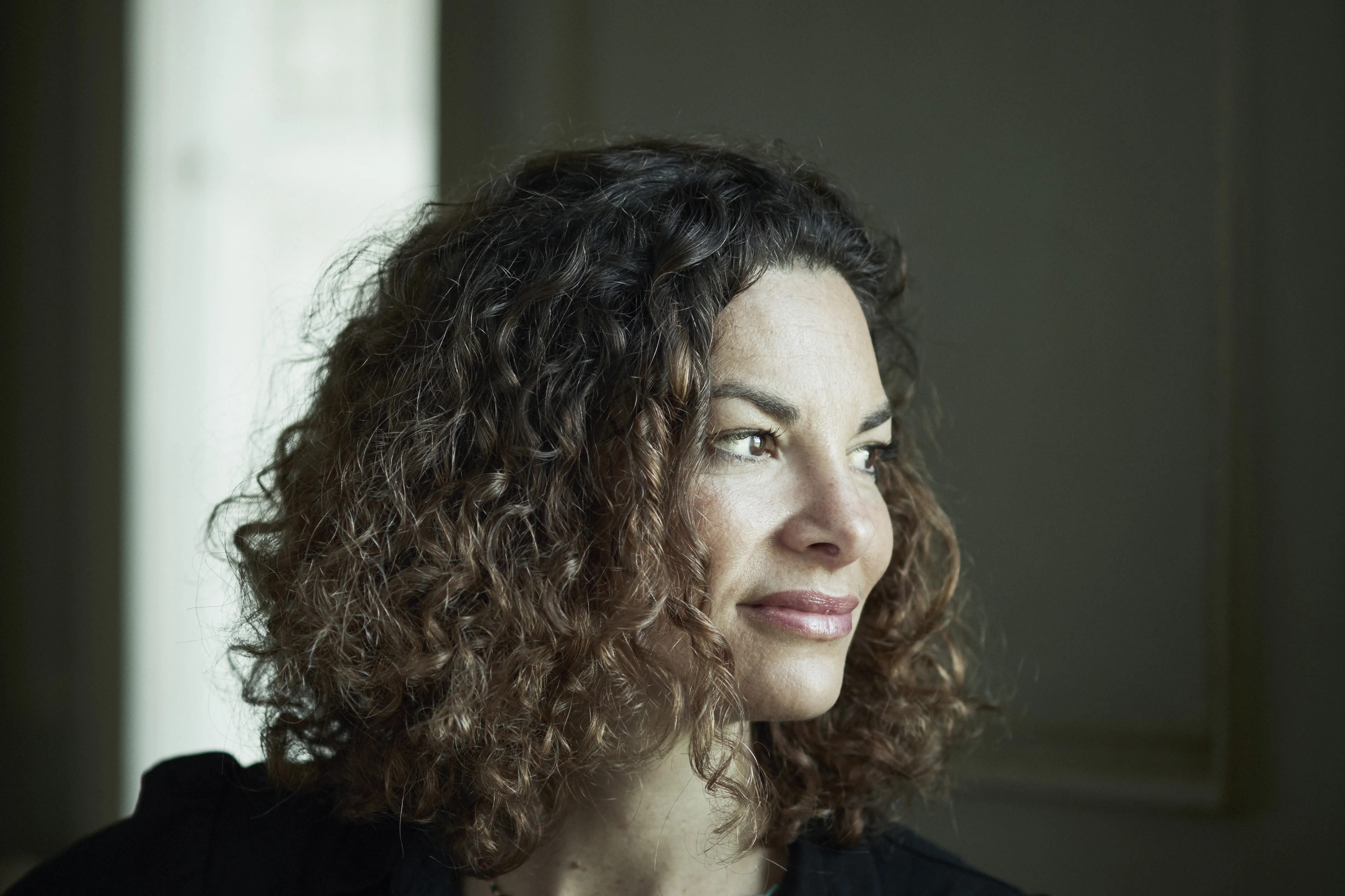 portretfoto van klimaatjournalist Gaia Vince 