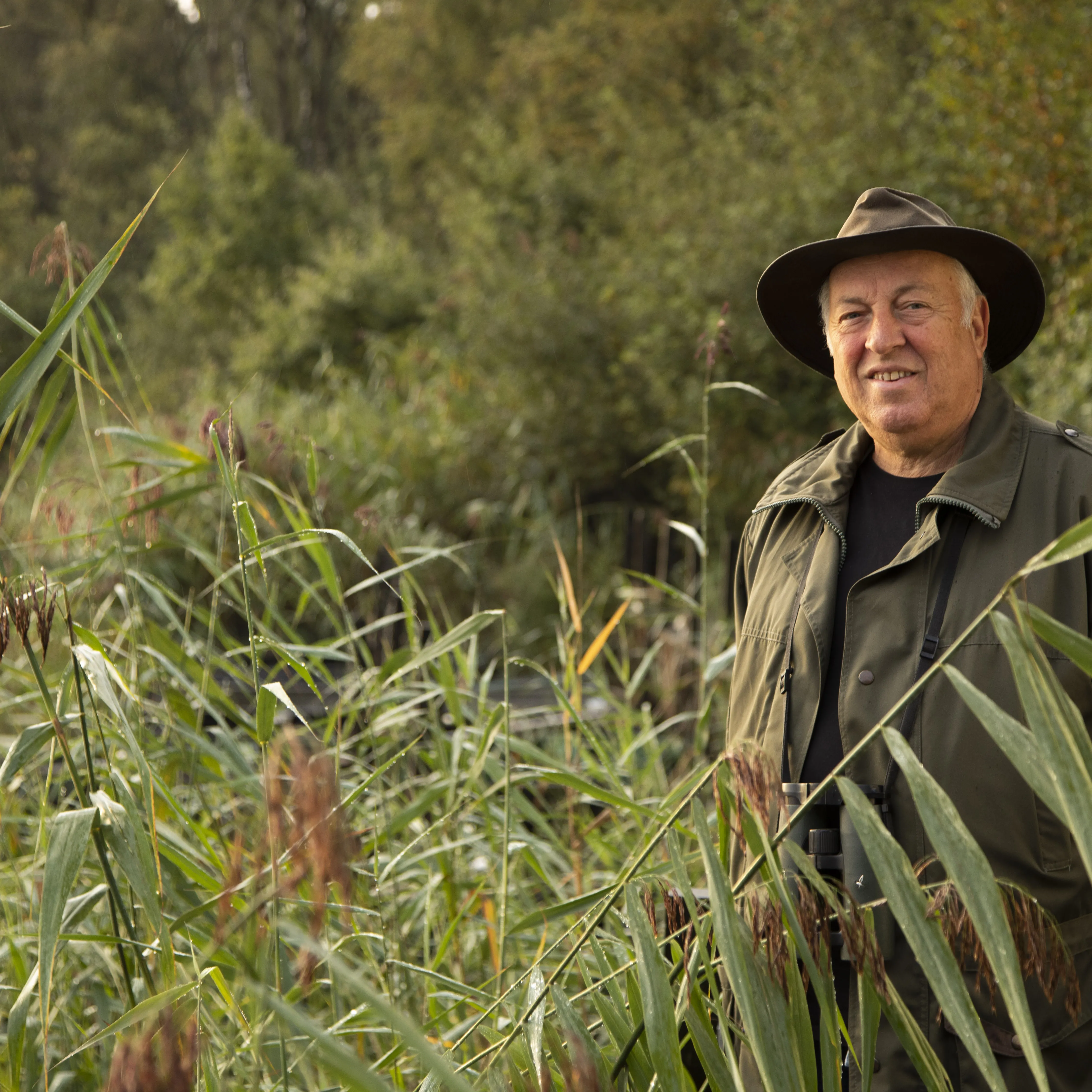 Foto van boswachter Frans Kapteijns in het bos