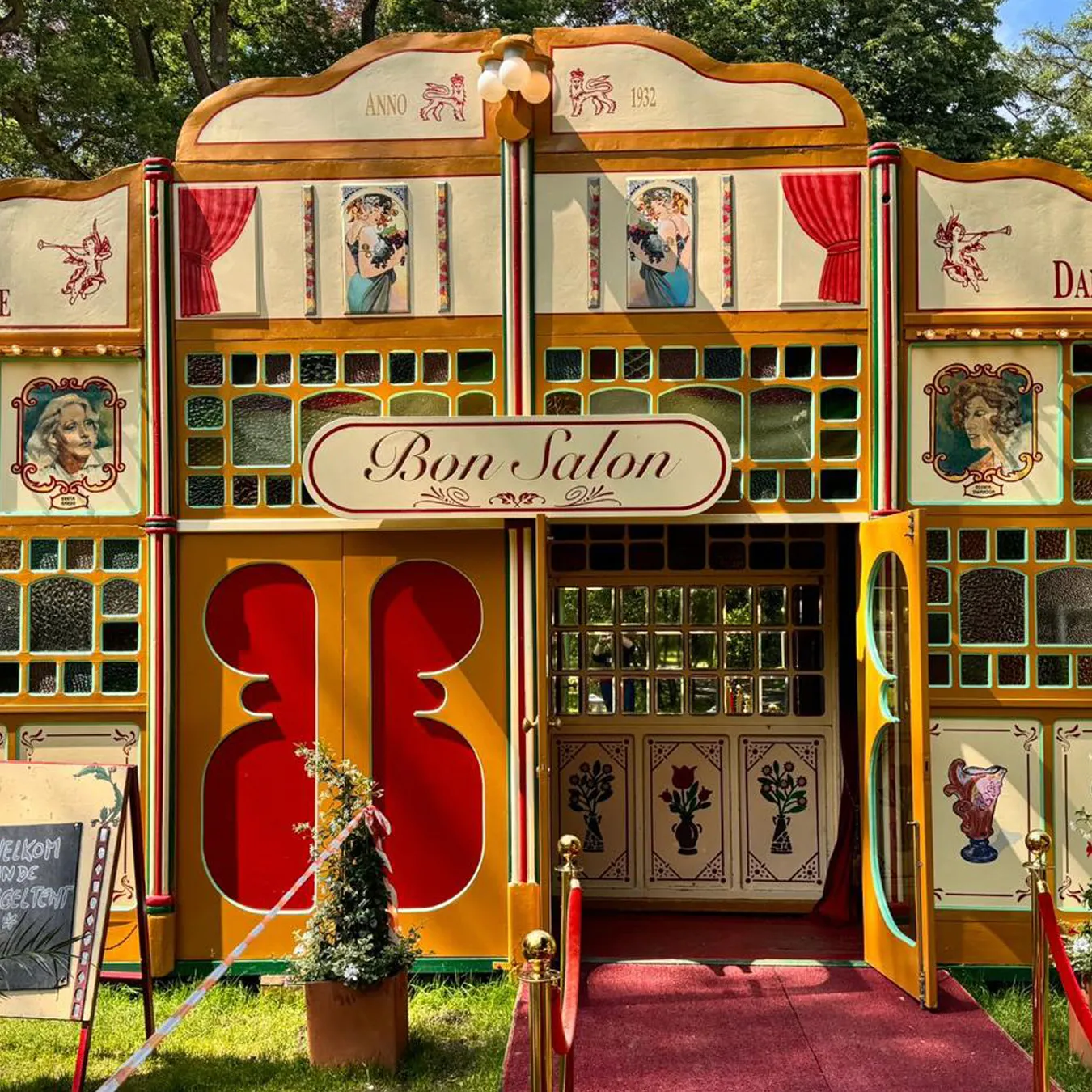 Spiegeltent Bon Salon