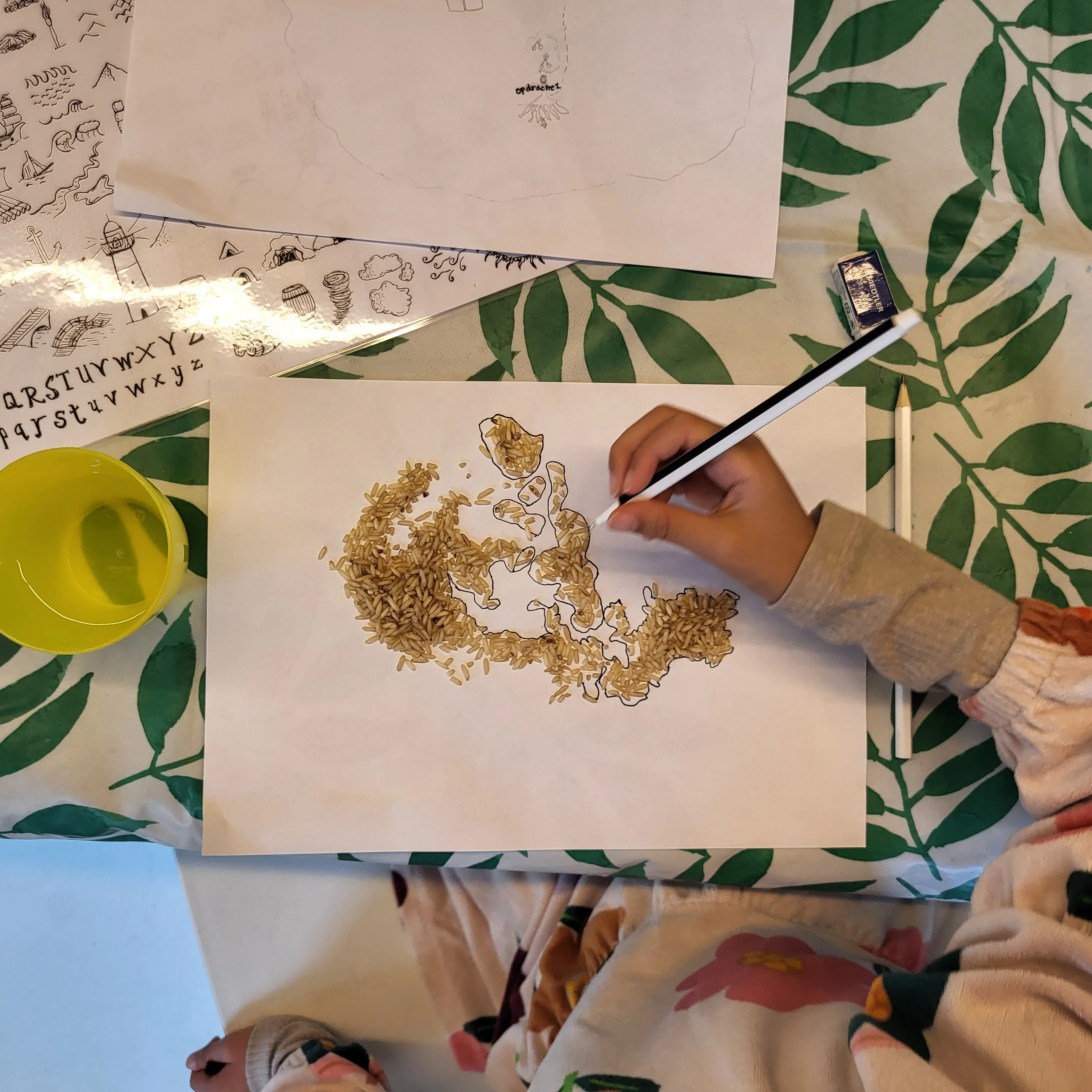 kind maakt schatkaart