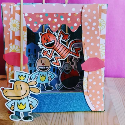 minitheater met papieren boekfiguren