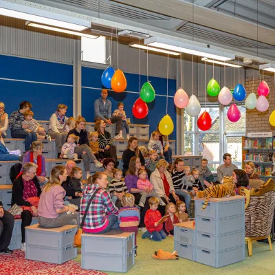 Boxtel voorleesruimte met kinderen en ouders 