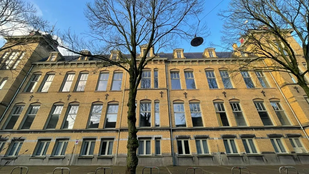voorgevel gebouw